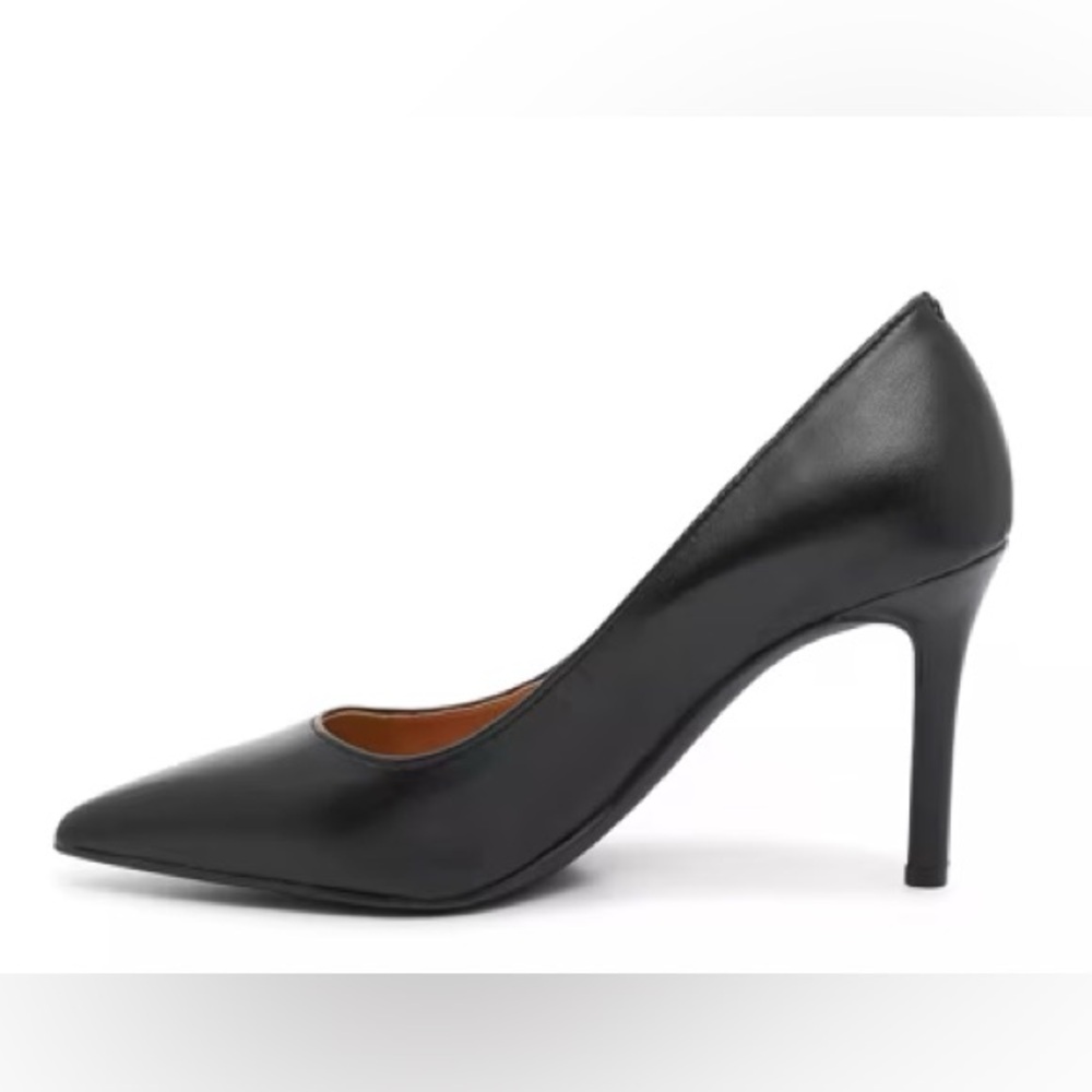 Jessica Simpson Pumps